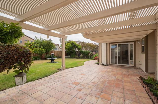 1016 Newington Street, Salinas CA: https://media.crmls.org/mediaz/c0ca9dac-8c22-4f80-889f-da0626cec1bb.jpg