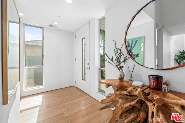 2736 Armacost Avenue, Los Angeles CA: https://media.crmls.org/mediaz/c0cace6a-4cfe-44a9-b3dc-f1f6460eceb2.jpg