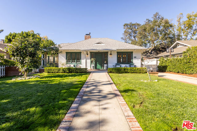 601 S Hudson Avenue, Pasadena CA: https://media.crmls.org/mediaz/c0cb19b8-a66a-4707-9164-74a48e959e69.jpg