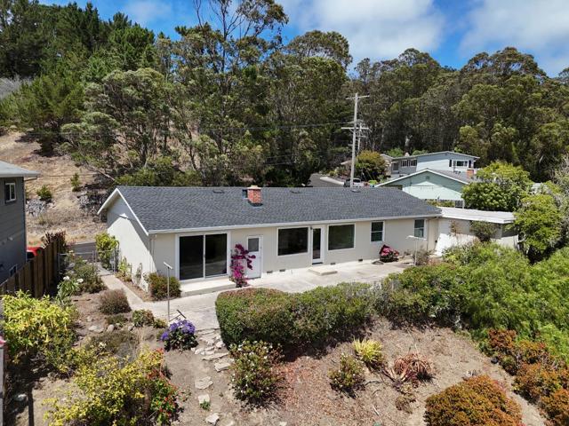 928 Corona Drive, Pacifica CA: https://media.crmls.org/mediaz/c0cc9eb0-82df-436e-bcab-879c3140d59d.jpg