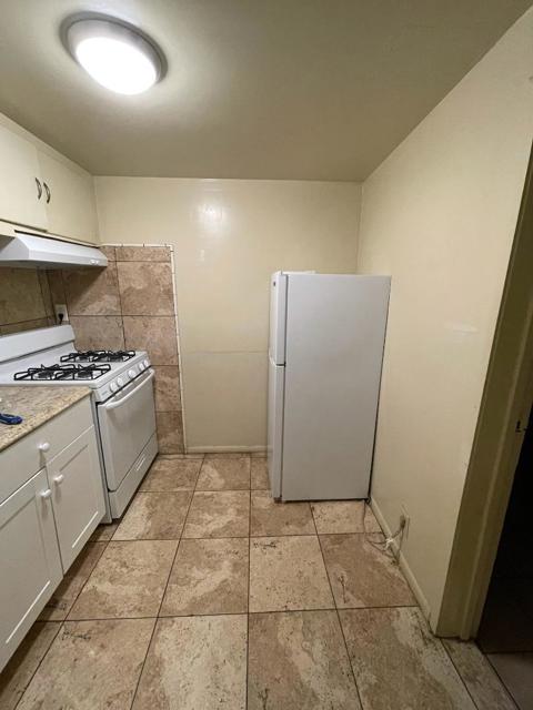 510 Bassett Street, King City CA: https://media.crmls.org/mediaz/c0ccc0e8-c89d-4611-ab97-4133856f3d49.jpg