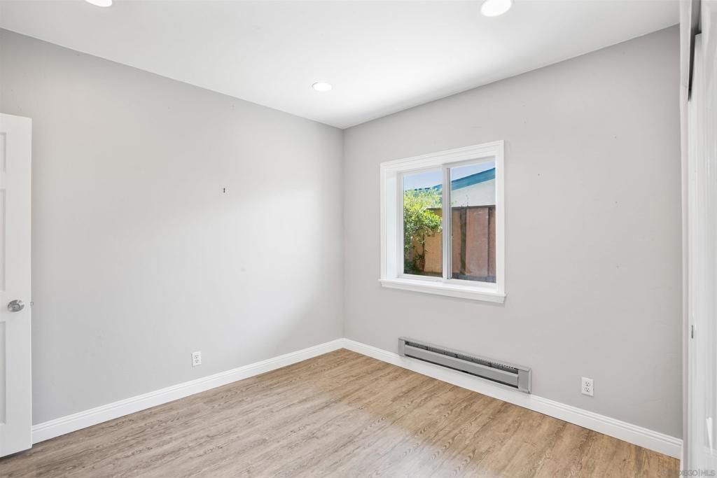 MLS #250035696SD image #40