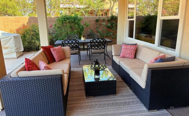 81407 Golden Poppy Way, La Quinta CA: https://media.crmls.org/mediaz/c0cea19d-c02e-4354-bc85-36a71734afdf.jpg