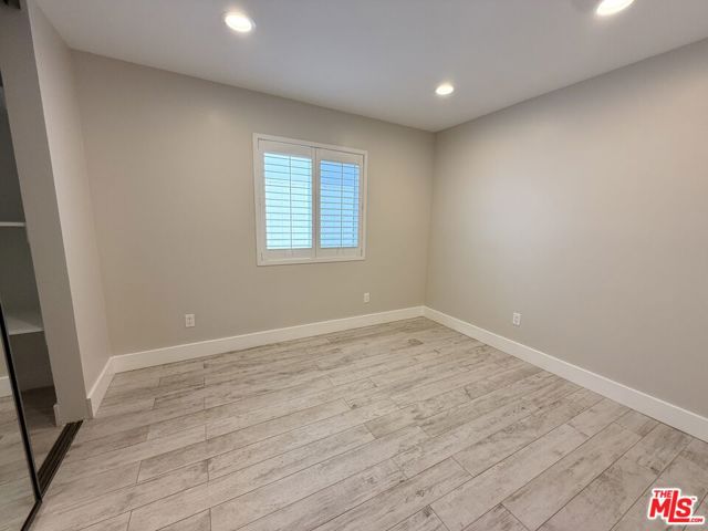 6955 Trolleyway, Playa del Rey CA: https://media.crmls.org/mediaz/c0cf63db-9f92-4961-b20e-06331ffbe4f3.jpg
