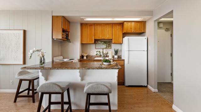 2550 Dana Street, Berkeley CA: https://media.crmls.org/mediaz/c0d0af2f-fdfb-4efc-9e1a-6268026e3cf1.jpg