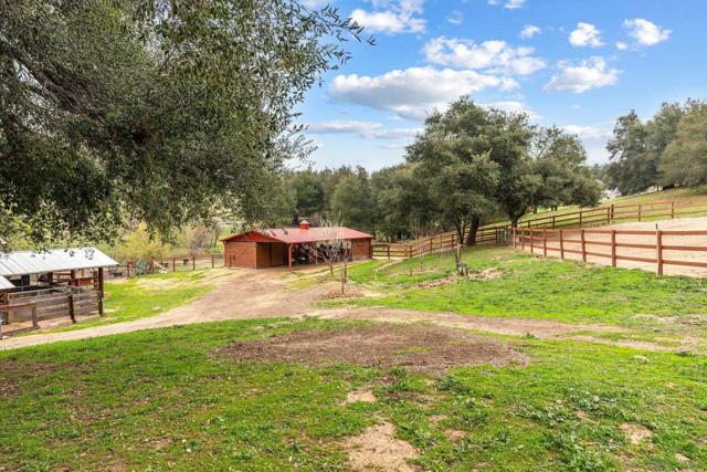 Image 39 of 73 For 25394 Mesa Grande Rd