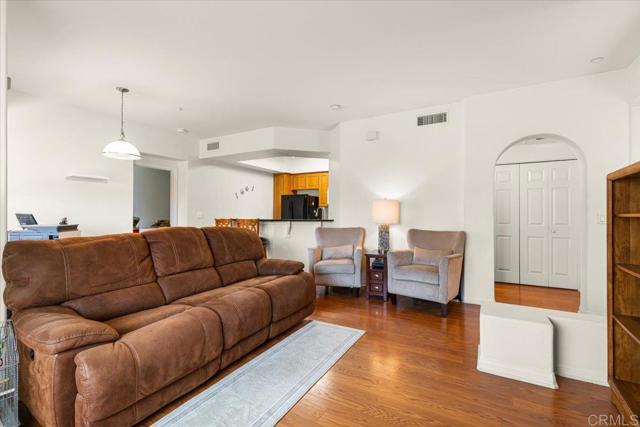 Detail Gallery Image 19 of 23 For 2715 Lake Pointe #116,  Spring Valley,  CA 91977 - 2 Beds | 2 Baths