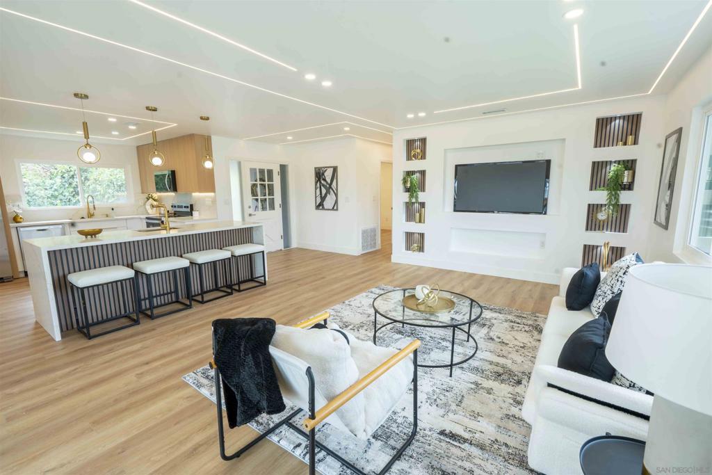 MLS #250039460SD image #9