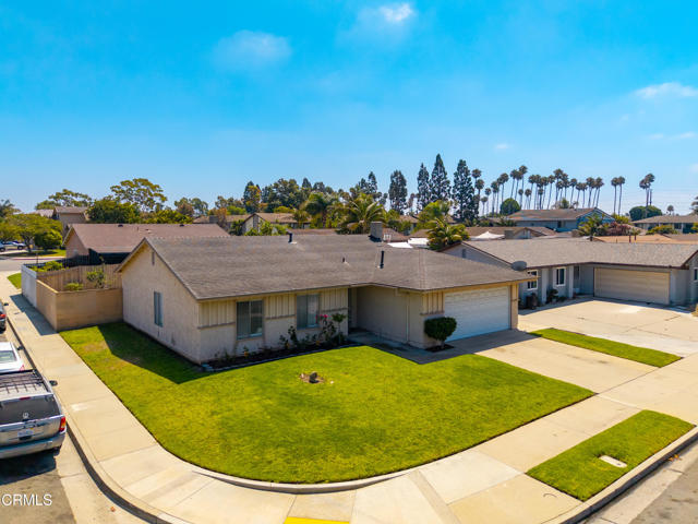 Detail Gallery Image 3 of 35 For 2020 Ironbark Dr, Oxnard,  CA 93036 - 4 Beds | 2 Baths