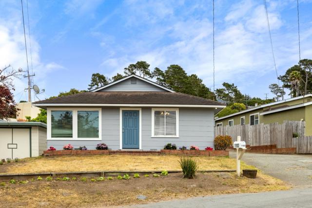 1103 Presidio Boulevard, Pacific Grove CA: https://media.crmls.org/mediaz/c0d46293-bff9-4f46-a2d3-6b0fbfdadec7.jpg
