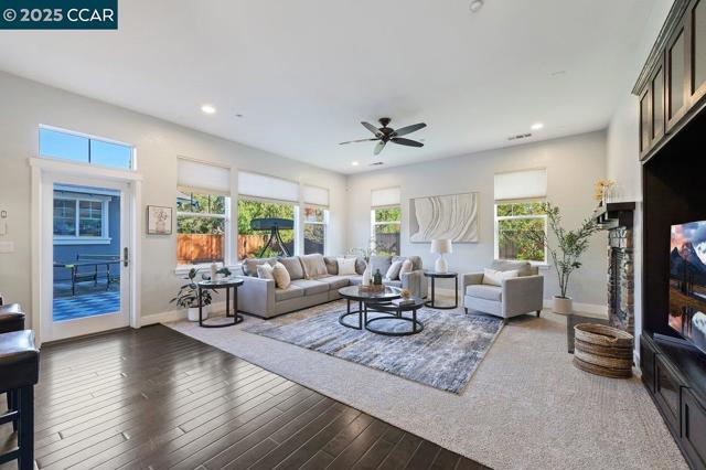 5656 Stockton Loop, Livermore CA: https://media.crmls.org/mediaz/c0d4a565-88c0-4d03-abdd-94cc122ba7a2.jpg