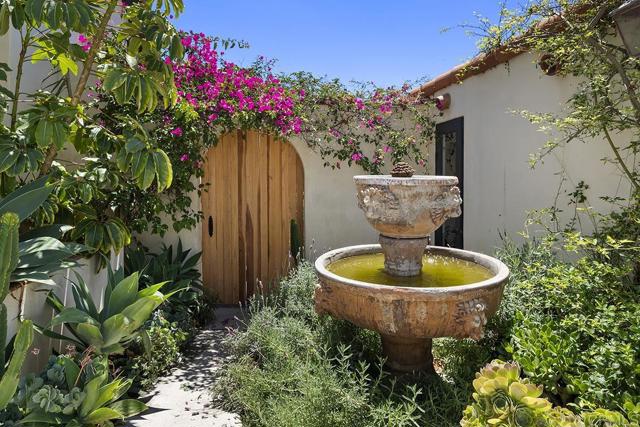 Detail Gallery Image 1 of 1 For 1683 Linwood St, San Diego,  CA 92103 - 1 Beds | 1 Baths