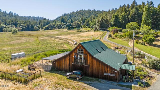 7950 Flynn Creek Road, Comptche CA: https://media.crmls.org/mediaz/c0d6bc9f-f530-41f8-bb9d-3f27b2d34be7.jpg