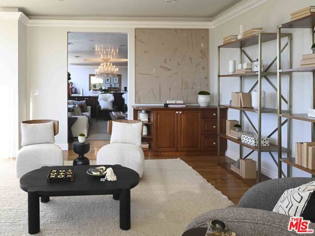 865 Comstock Avenue, Los Angeles CA: https://media.crmls.org/mediaz/c0d901d8-2a2a-4de9-b885-14e35205f3bd.jpg