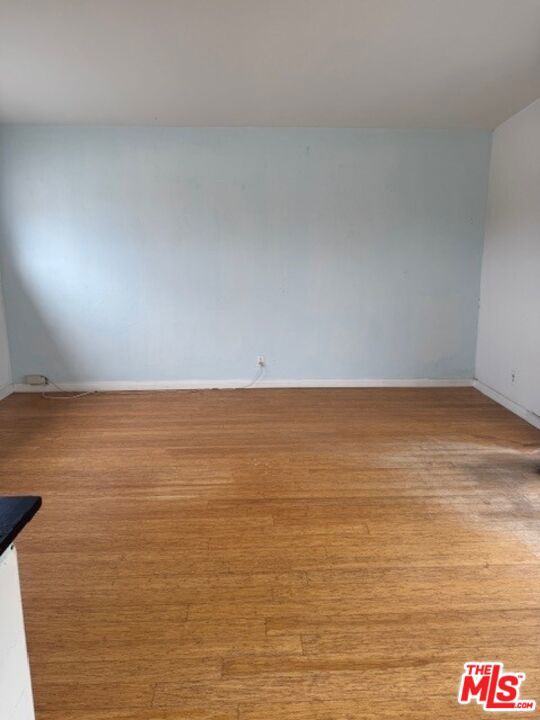 1621 Van Horne Lane, Redondo Beach CA: https://media.crmls.org/mediaz/c0d9c453-1e2f-49d9-a150-c002261f5f93.jpg