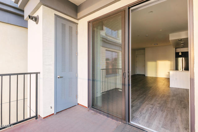 Detail Gallery Image 32 of 46 For 124 W Colorado St #404,  Glendale,  CA 91204 - 2 Beds | 2 Baths