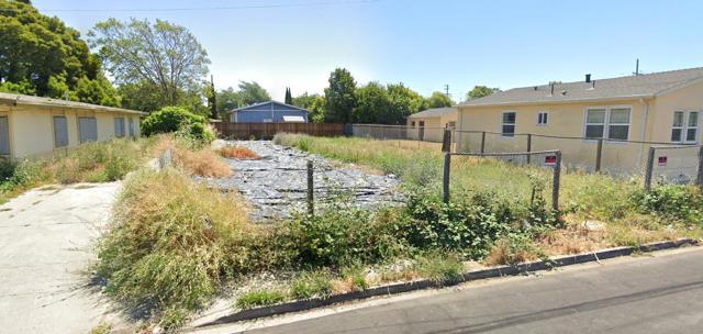 1828 Truman Street, Richmond CA: https://media.crmls.org/mediaz/c0dab106-3cac-475b-bad2-ad8672b4b410.jpg