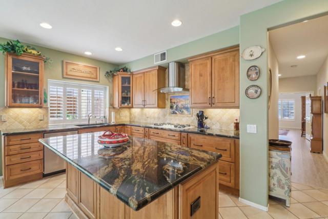 Detail Gallery Image 15 of 63 For 5226 Candlelight St, Oceanside,  CA 92056 - 3 Beds | 3/1 Baths