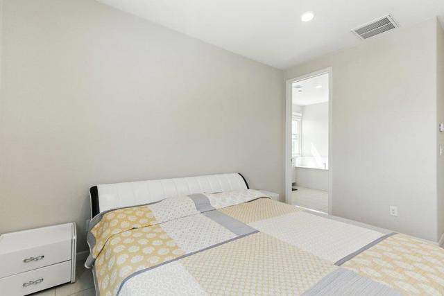 33831 Farmhouse Street, Fremont CA: https://media.crmls.org/mediaz/c0dbeae7-6ef7-4f92-be8c-e03f9c2be90e.jpg