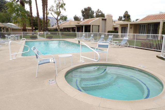 68732 Calle Tafalla, Cathedral City CA: https://media.crmls.org/mediaz/c0dc228f-8e84-497e-8a92-42c9b55da5c1.jpg