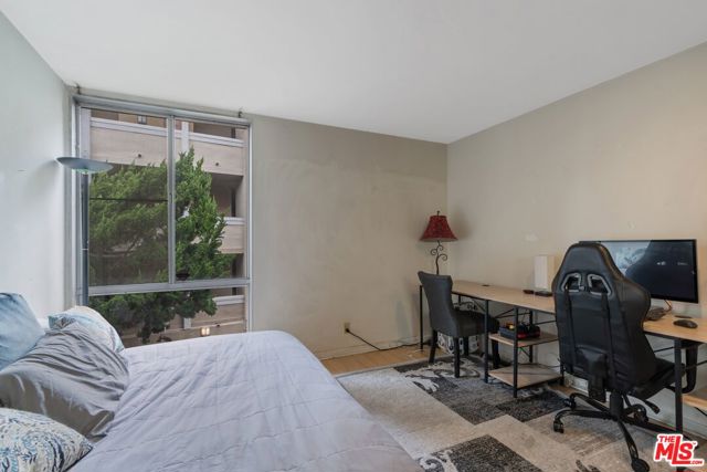 6505 GREEN VALLEY Circle, Culver City, California 90230, 2 Bedrooms Bedrooms, ,2 BathroomsBathrooms,Condominium,For Sale,GREEN VALLEY,24422901