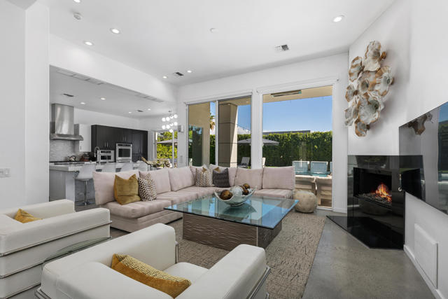 19_10940845_155431_155431-EI-117