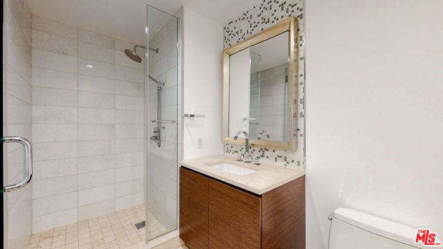 900 W Olympic Boulevard, Los Angeles CA: https://media.crmls.org/mediaz/c0ddef8f-3e35-4299-955c-a7883cdd7994.jpg