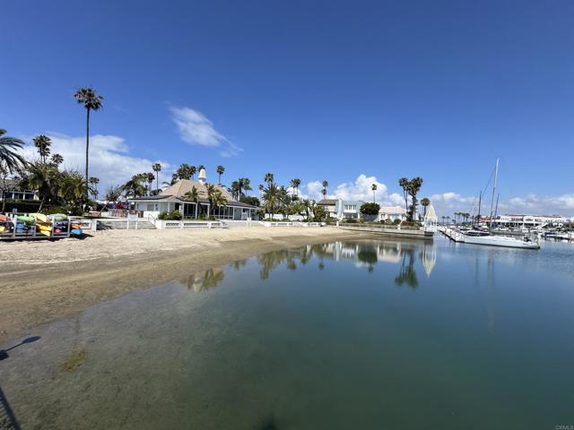 Detail Gallery Image 39 of 40 For 69 Half Moon Bend, Coronado,  CA 92118 - 3 Beds | 3/1 Baths