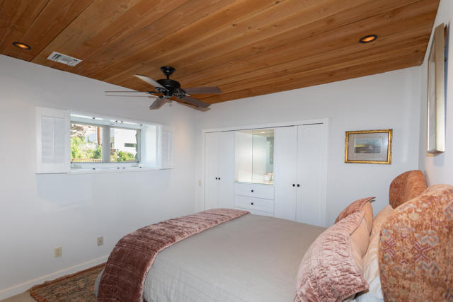 2350 S Araby Drive, Palm Springs, CA 92264