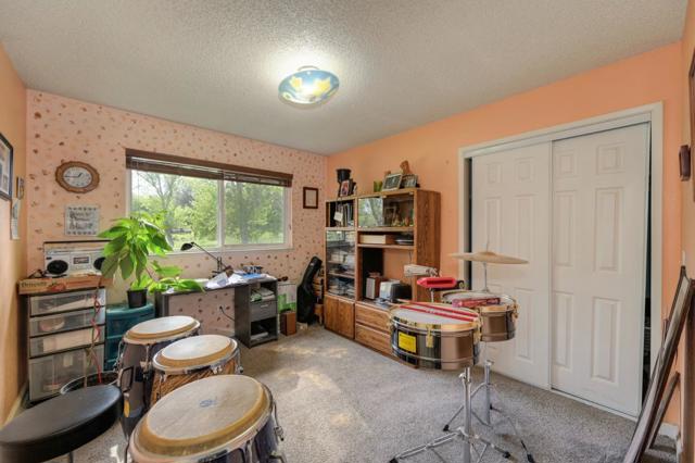 874 Feather Drive, Copperopolis CA: https://media.crmls.org/mediaz/c0deebbc-2eb3-40e6-a3f0-433d10d19414.jpg