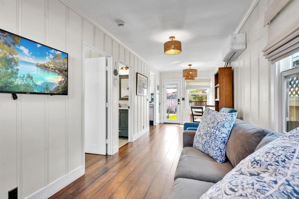 5119 Lotus St - photo 2