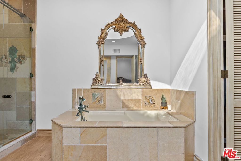 MLS #25615881 image #18