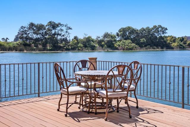345 Cutter Lane, Watsonville CA: https://media.crmls.org/mediaz/c0e112a6-144f-4cae-82ac-f407d595b21f.jpg