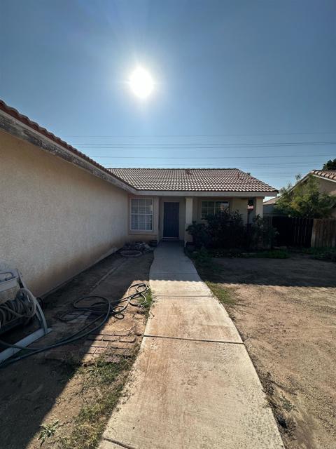 Detail Gallery Image 5 of 8 For 952 Alameda St, Calexico,  CA 92231 - 3 Beds | 2 Baths