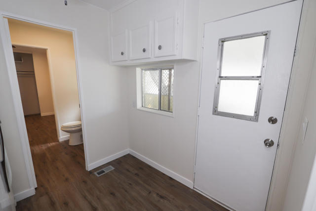 18555 Roberts Road, Desert Hot Springs CA: https://media.crmls.org/mediaz/c0e16246-b9d8-4d4d-b2d4-3f3c154efa1d.jpg