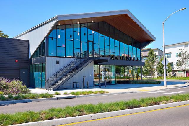 Detail Gallery Image 2 of 33 For 10509 Coupland Way, –,  CA 92126 - 2 Beds | 2/1 Baths