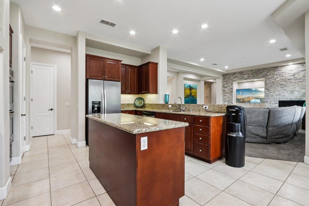 MLS #219136946DA image #27