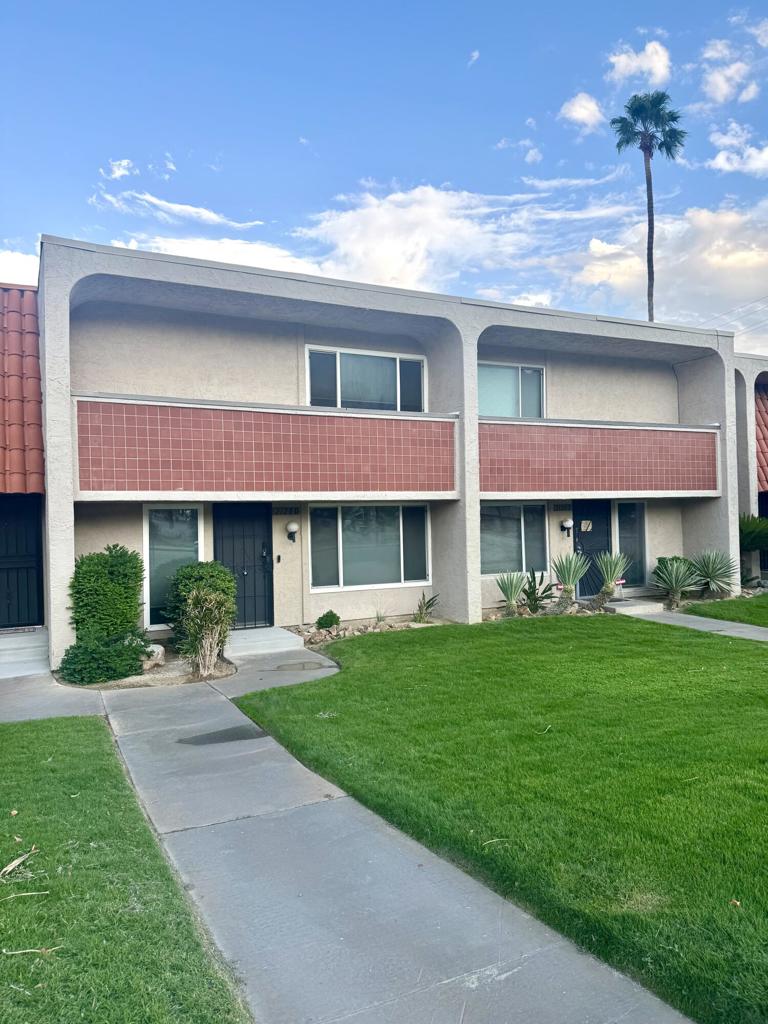 2120 N Indian Canyon Drive #D