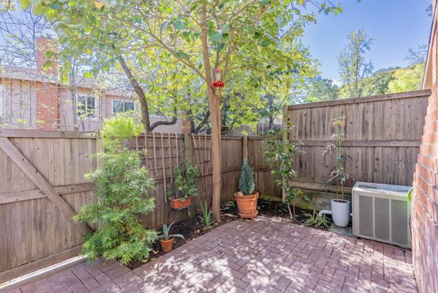 10178 Ridgeway Drive, Cupertino CA: https://media.crmls.org/mediaz/c0e1e3a8-5f39-489d-af8e-bbe5c5517696.jpg