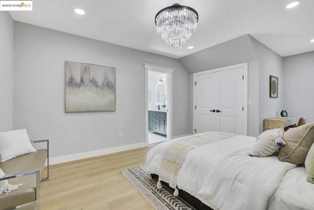 812 Foothill Blvd, Oakland CA: https://media.crmls.org/mediaz/c0e23cff-ecef-4cf9-9f7e-85f101f50da4.jpg
