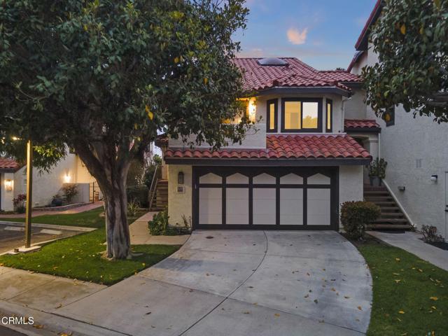 2205 Vina Del Mar, Oxnard CA: https://media.crmls.org/mediaz/c0e2fa15-9599-46ae-9a94-e4b38f62e9bc.jpg
