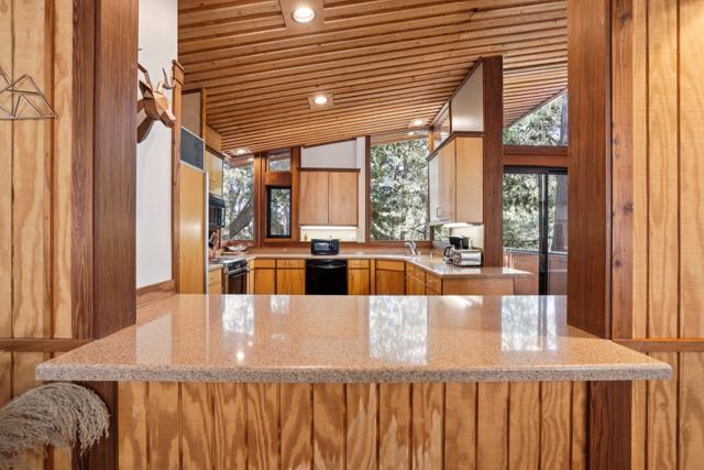55491 Howland, Idyllwild CA: https://media.crmls.org/mediaz/c0e41134-d167-4aa4-b602-9c6ee4b3caa2.jpg