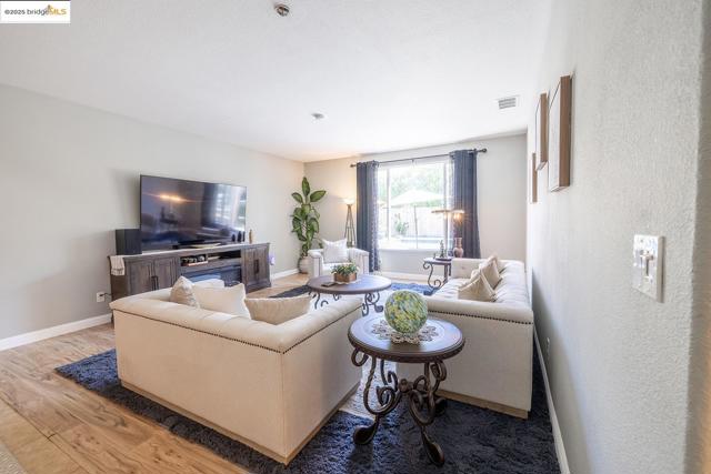 1856 Buck Mountain Court, Antioch CA: https://media.crmls.org/mediaz/c0e496f8-57fc-4a04-8da1-7ef1189bd6c2.jpg