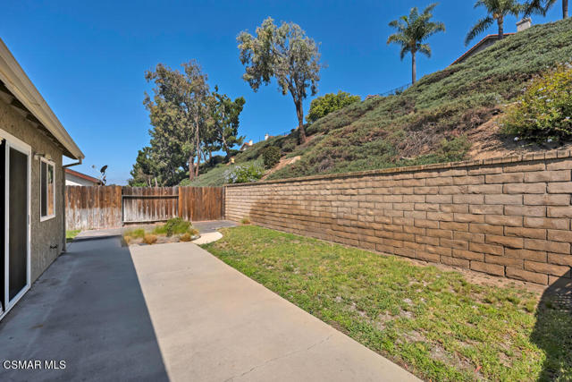 4853 Colony Drive, Camarillo CA: https://media.crmls.org/mediaz/c0e4cd4e-f300-4cae-ba08-76dc935cdd77.jpg