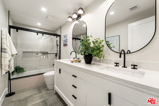 22824 Margarita Drive, Woodland Hills CA: https://media.crmls.org/mediaz/c0e68501-9361-4073-9a7d-768c9939b597.jpg