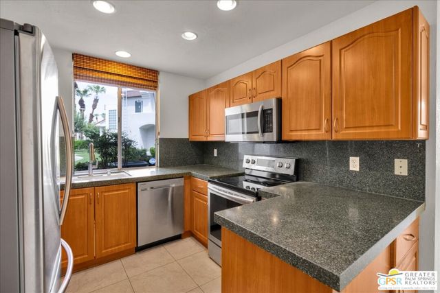 401 South El Cielo Road, 41, Palm Springs