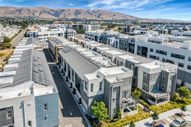 3470 Router, Fremont CA: https://media.crmls.org/mediaz/c0e85ec9-63cf-46ba-b7d0-34e1248ee904.jpg