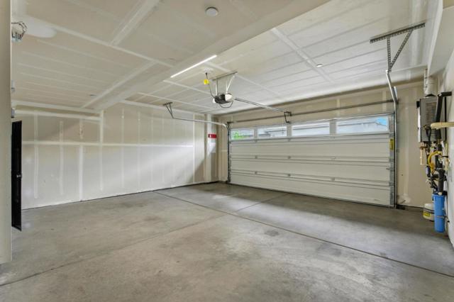 577 Hollow Falls, Fremont CA: https://media.crmls.org/mediaz/c0e8d00b-023e-497d-ab43-e4432f3f4c15.jpg