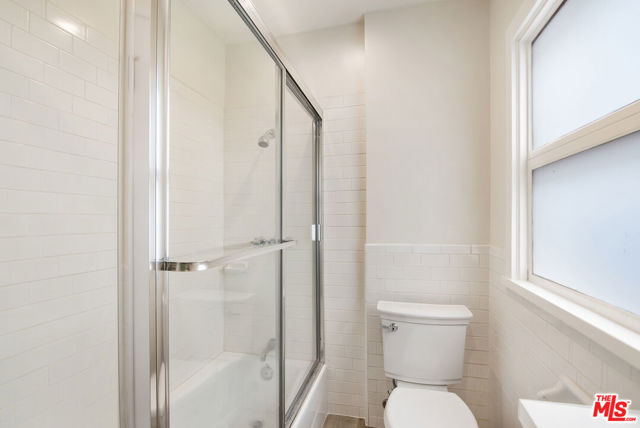 Drew Fenton | 937 N Beverly Glen Boulevard Los Angeles CA | MLS: 7627352