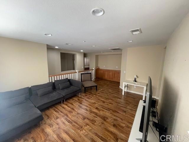 Detail Gallery Image 14 of 23 For 2207 Corte Anacapa, Chula Vista,  CA 91914 - 5 Beds | 4 Baths